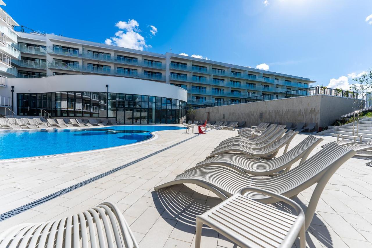 Apartament Lux Tukan B004, Polanki Aqua - Holiday City Колобжег Екстериор снимка