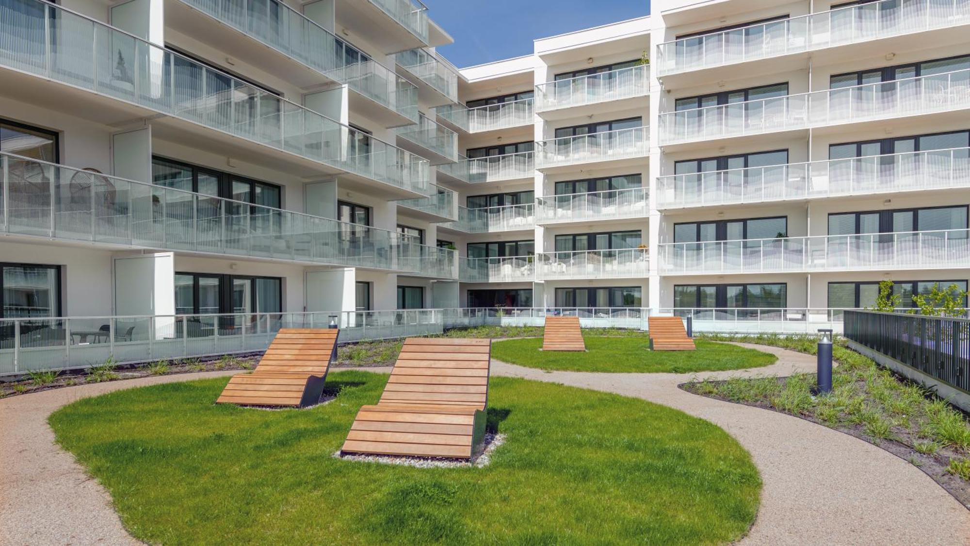 Apartament Lux Tukan B004, Polanki Aqua - Holiday City Колобжег Екстериор снимка