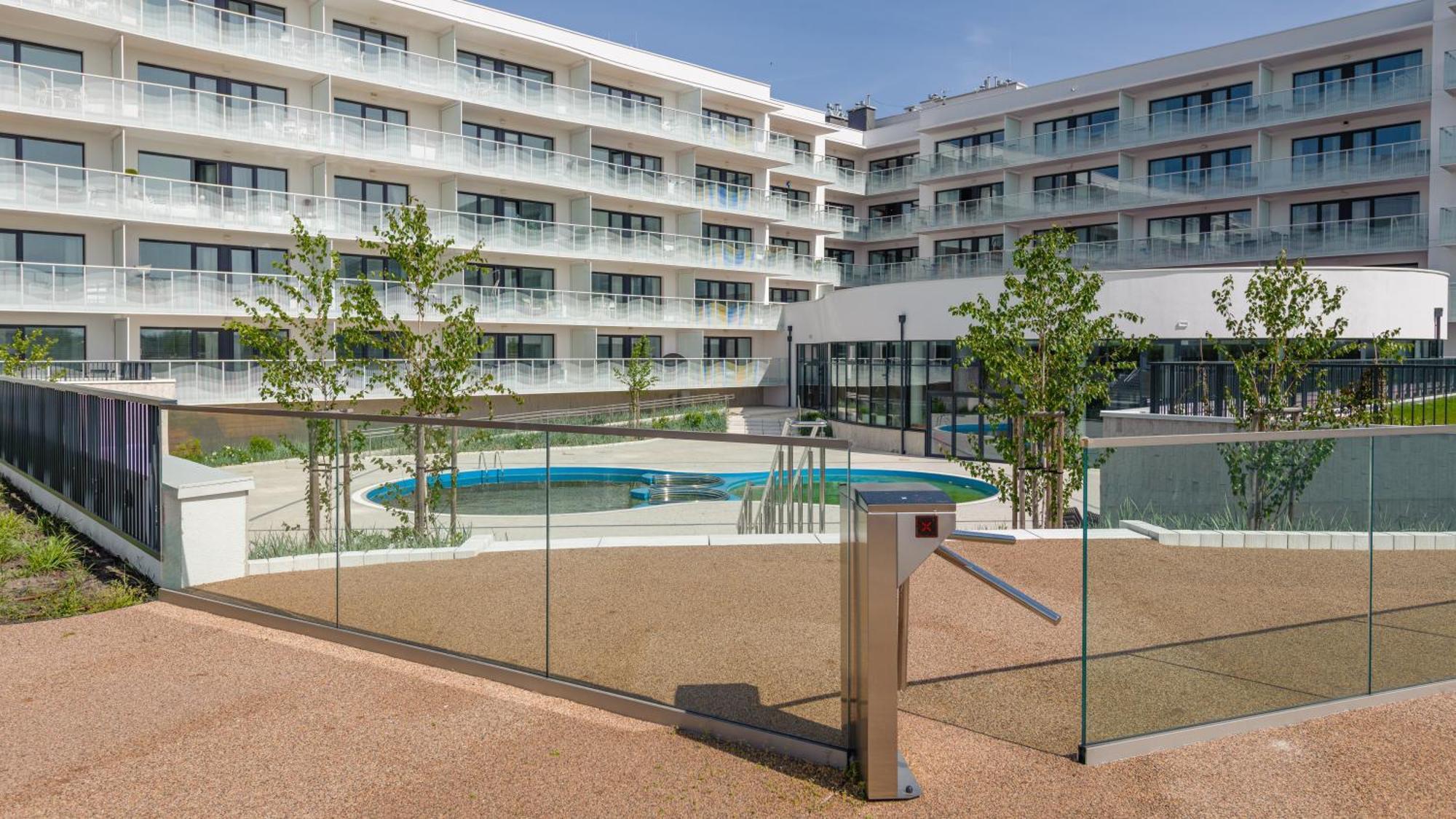 Apartament Lux Tukan B004, Polanki Aqua - Holiday City Колобжег Екстериор снимка